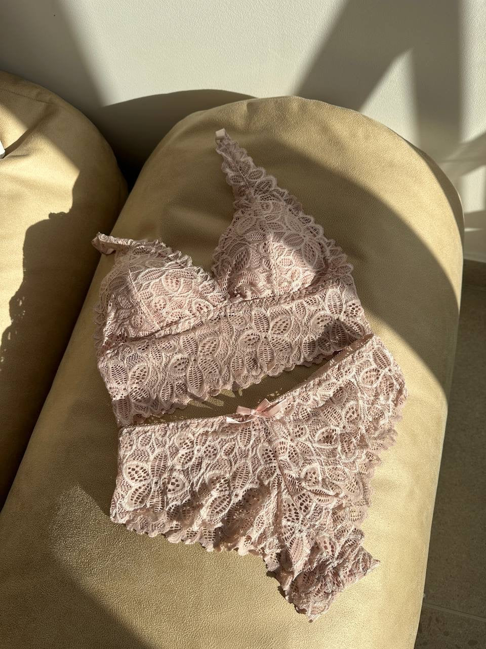 Coordinado Sandra Beige (Bralette Encaje)
